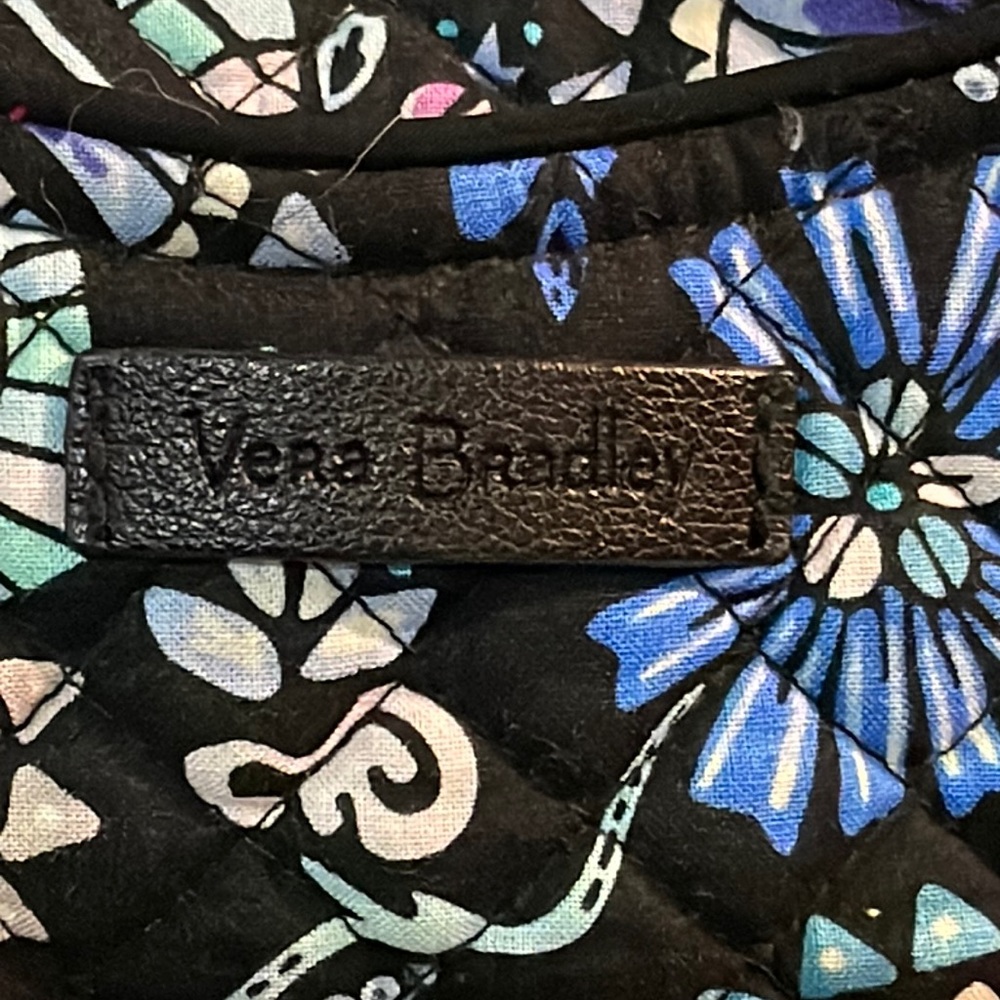 Vera Bradley Glenna Women’s satchel Bag in bramble pattern of 2018, now retired - Picture 2 of 12